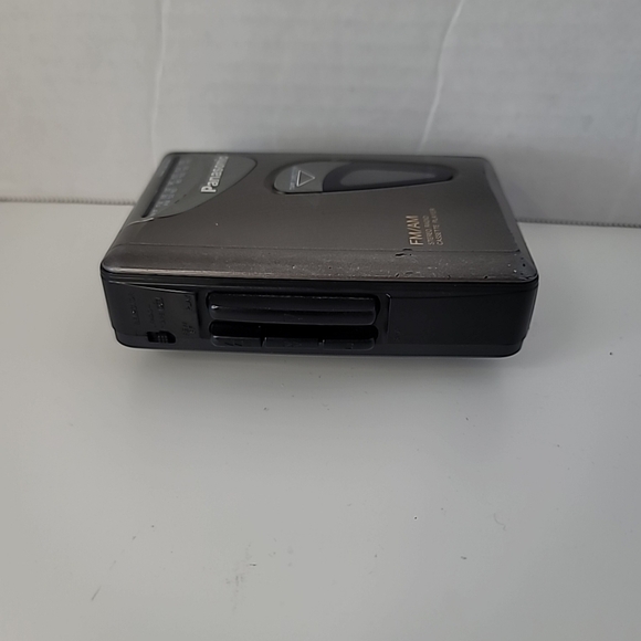 Panasonic AM FM Tuner Stereo Radio Walkman Cassette Player RQ-V54 - Picture 5 of 7